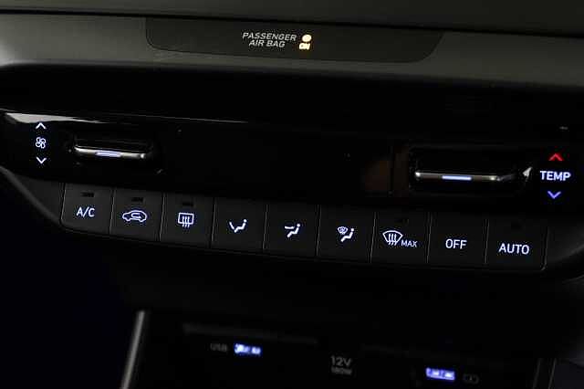 Hyundai I20 1.0T GDi 48V MHD Premium 5dr DCT Hatchback Red