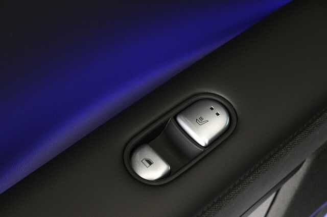 Hyundai IONIQ 5 168kW Ultimate 77 kWh 5dr Auto Hatchback Blue