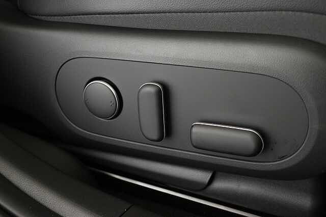 Hyundai IONIQ 5 168kW Ultimate 77 kWh 5dr Auto Hatchback Blue