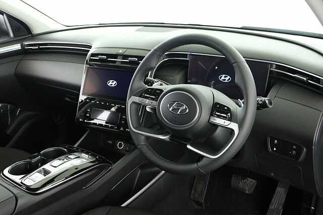 Hyundai TUCSON 1.6 TGDi Plug-in Hybrid Premium 5dr 4WD Auto Estate Silver