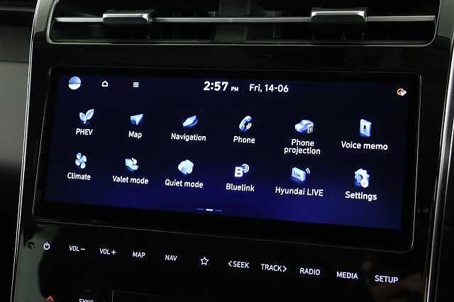 Hyundai TUCSON 1.6 TGDi Plug-in Hybrid Premium 5dr 4WD Auto Estate Black
