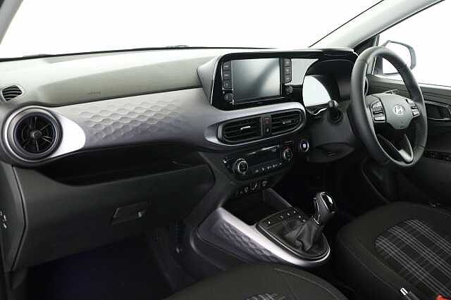 Hyundai I10 1.0 MPi Premium 5dr Auto Hatchback White