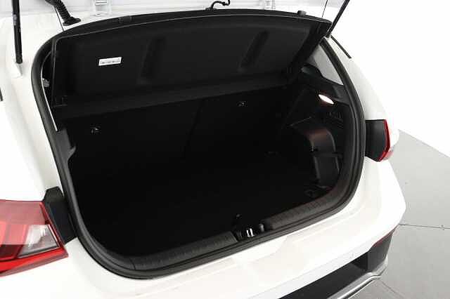 Hyundai I20 1.0T GDi Premium 5dr DCT Hatchback White