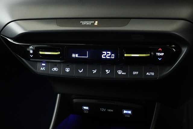 Hyundai I20 1.0T GDi Premium 5dr DCT Hatchback White