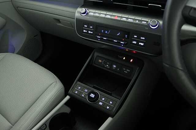 Hyundai KONA 160kW Ultimate 65kWh 5dr Auto Hatchback White