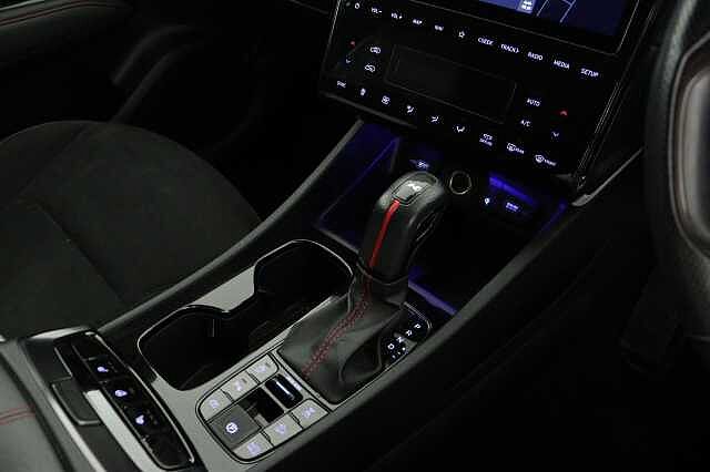 Hyundai TUCSON 1.6 TGDi 48V MHD 180 N Line S 5dr 4WD DCT Estate White