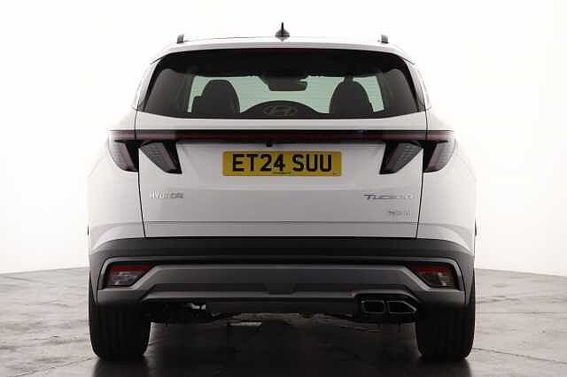 Hyundai TUCSON 1.6T Hybrid Ultimate 5dr Auto Estate White