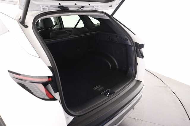 Hyundai TUCSON 1.6T Hybrid Ultimate 5dr Auto Estate White