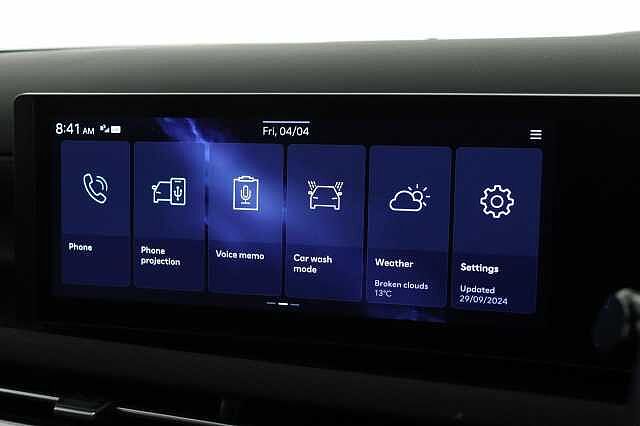 Hyundai TUCSON 1.6T Hybrid Ultimate 5dr Auto Estate White