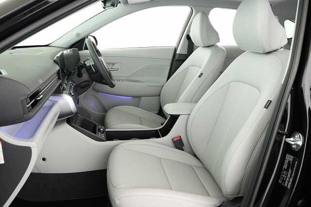 Hyundai KONA 1.6 GDi Hybrid Ultimate 5dr DCT Hatchback Black