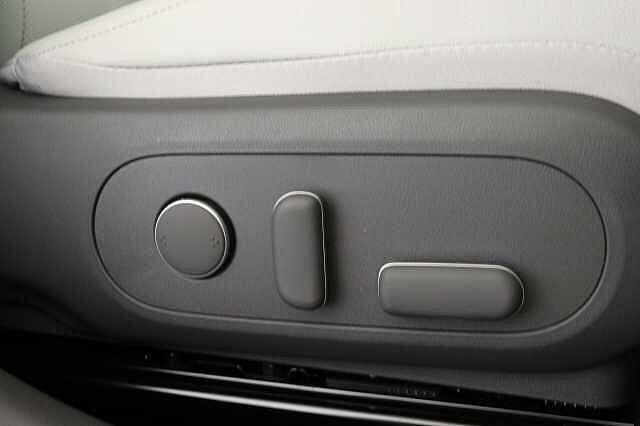 Hyundai KONA 1.6 GDi Hybrid Ultimate 5dr DCT Hatchback Black