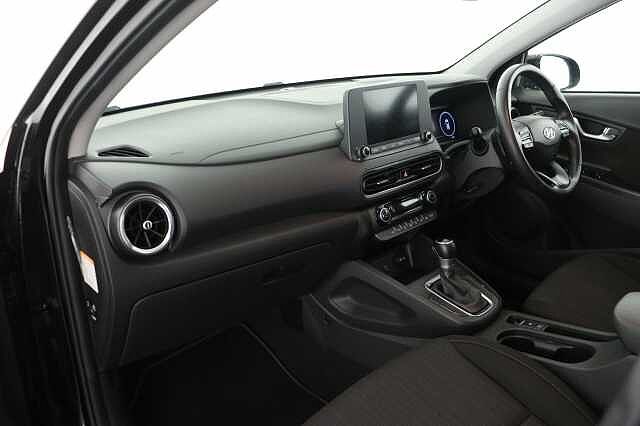Hyundai KONA 1.6 GDi Hybrid SE Connect 5dr DCT Hatchback Black