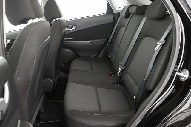 Hyundai KONA 1.6 GDi Hybrid SE Connect 5dr DCT Hatchback Black