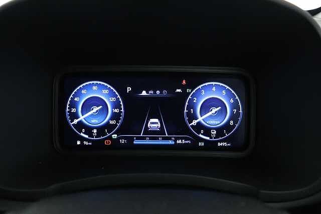 Hyundai KONA 1.6 GDi Hybrid SE Connect 5dr DCT Hatchback Black