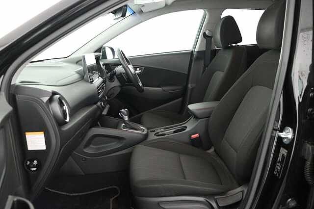 Hyundai KONA 1.6 GDi Hybrid Premium 5dr DCT Hatchback Black