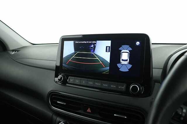 Hyundai KONA 1.6 GDi Hybrid Premium 5dr DCT Hatchback Black