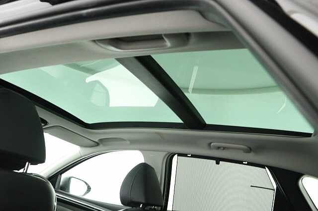 Hyundai TUCSON 1.6 TGDi Hybrid 230 Ultimate 5dr 2WD Auto Estate Black