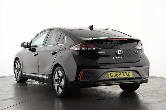 Hyundai IONIQ 1.6 GDi Hybrid Premium SE 5dr DCT