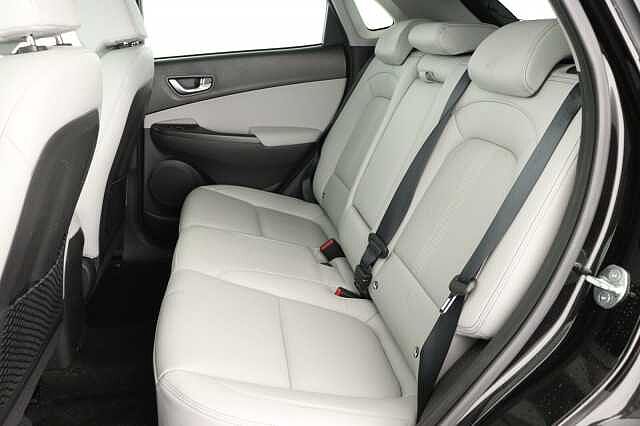 Hyundai KONA 150kW Ultimate 64kWh 5dr Auto Black