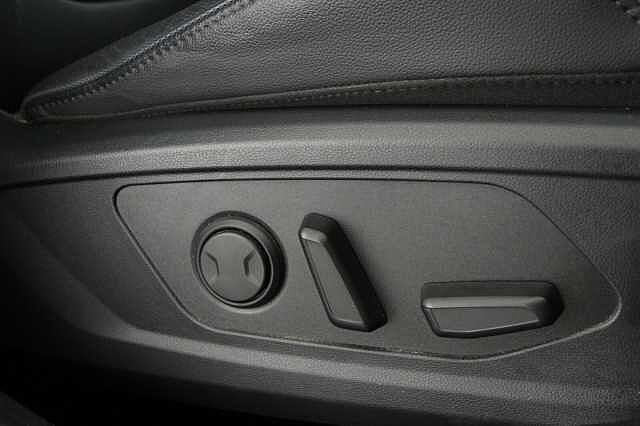 Hyundai TUCSON 1.6 TGDi Hybrid 230 Ultimate 5dr 2WD Auto Black