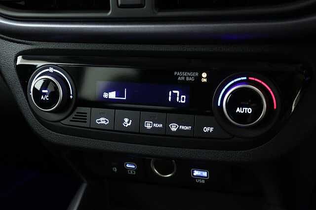 Hyundai I10 1.2 [79] Premium 5dr Auto [Nav] Pearl - Aurora grey