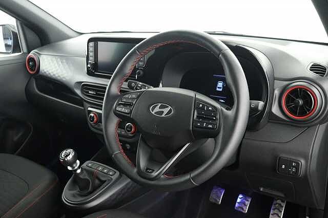Hyundai I10 1.0T [90] N Line 5dr [Nav] Pearl - Phantom black