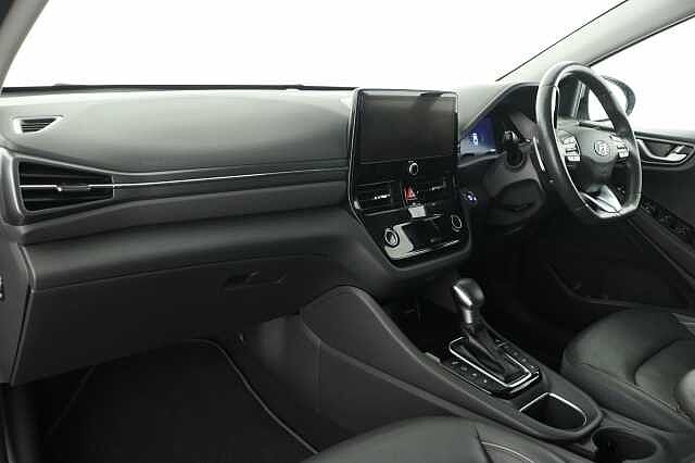 Hyundai IONIQ 1.6 GDi Hybrid Premium SE 5dr DCT Silver