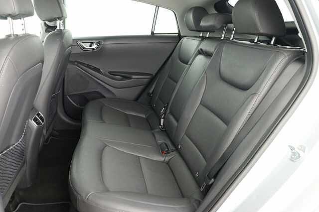 Hyundai IONIQ 1.6 GDi Hybrid Premium SE 5dr DCT Silver