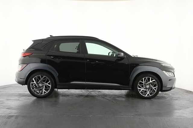 Hyundai KONA 1.6 GDi Hybrid Ultimate 5dr DCT Black