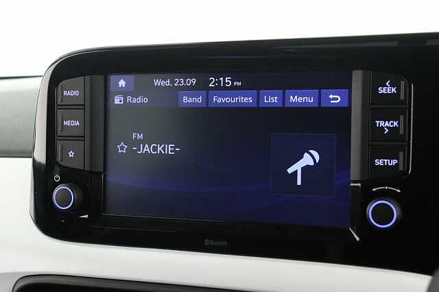 Hyundai I10 1.0 MPi Premium 5dr Special solid - Polar white