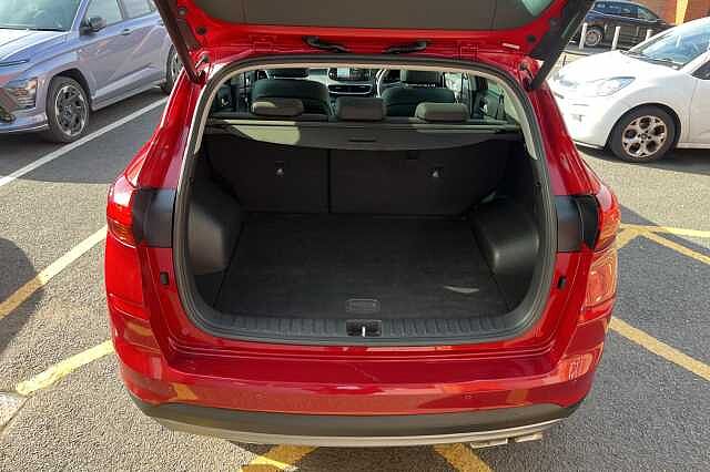 Hyundai TUCSON 2.0 CRDi 48Volt MHEV Premium SE 5dr 4WD DCT Red