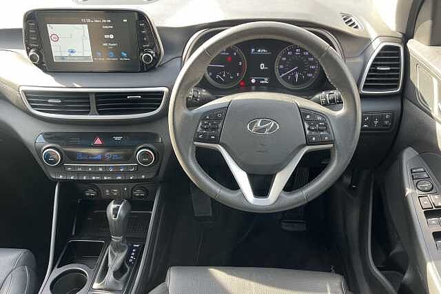 Hyundai TUCSON 2.0 CRDi 48Volt MHEV Premium SE 5dr 4WD DCT Red