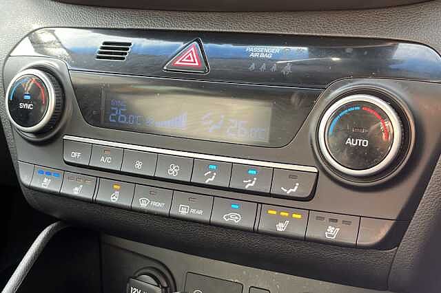 Hyundai TUCSON 2.0 CRDi 48Volt MHEV Premium SE 5dr 4WD DCT Red