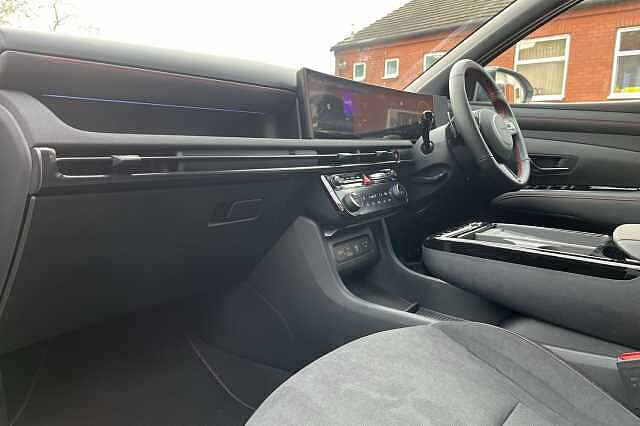 Hyundai TUCSON 1.6T Hybrid N Line 5dr Auto White