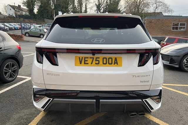 Hyundai TUCSON 1.6T Hybrid N Line 5dr Auto White
