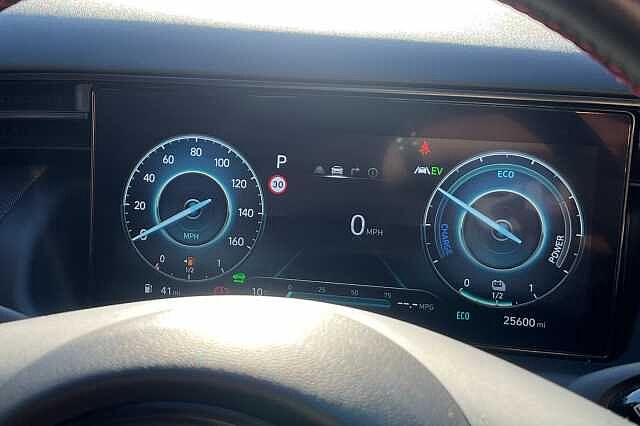 Hyundai TUCSON 1.6 T-GDi Hybrid 230ps N Line 5dr 2WD Auto Black