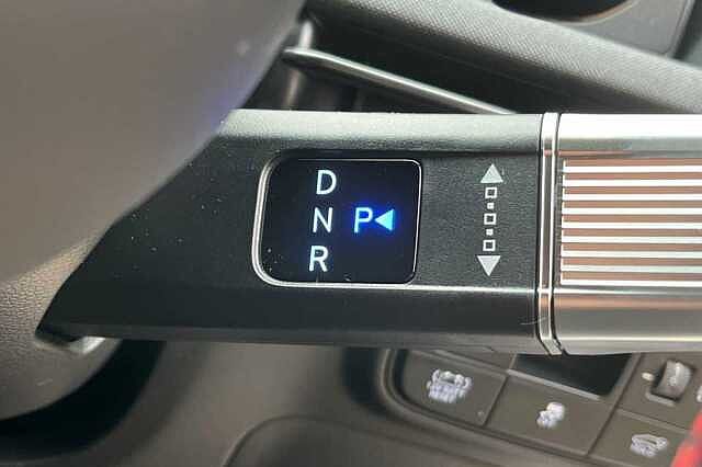 Hyundai TUCSON 1.6T Hybrid N Line 5dr Auto White