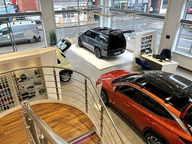 Hyundai BAYON 1.0 T-GDI 48Volt MHEV Premium 5dr DCT Black