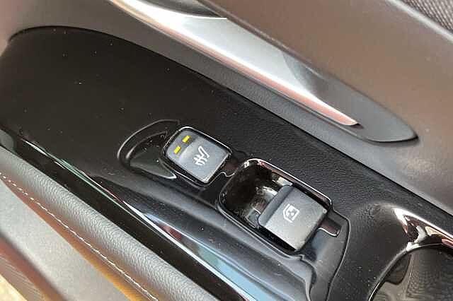 Hyundai TUCSON 1.6 T-GDi Hybrid 230ps Ultimate 5dr 2WD Auto Red