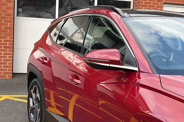 Hyundai TUCSON 1.6 T-GDi Hybrid 230ps Ultimate 5dr 2WD Auto Red