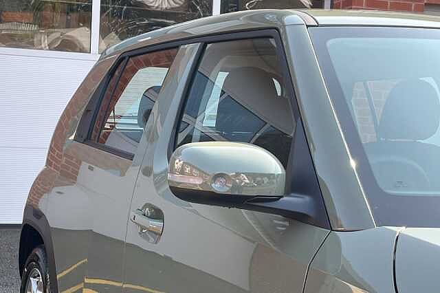 Hyundai INSTER 01 49kWh 5dr Auto Green