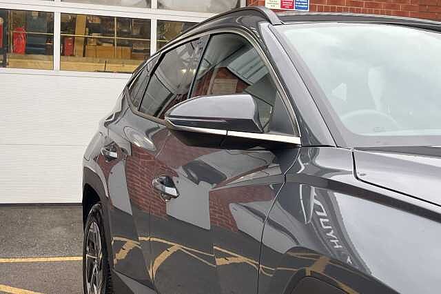 Hyundai TUCSON 1.6T Plug-in Hybrid Advance 5dr Auto Grey