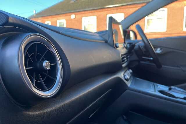 Hyundai KONA Premium 64kWh 5dr Auto