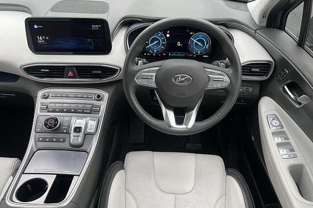 Hyundai SANTA FE 1.6 T-GDi Plug-in Hybrid Ultimate 5dr 4WD Auto Grey