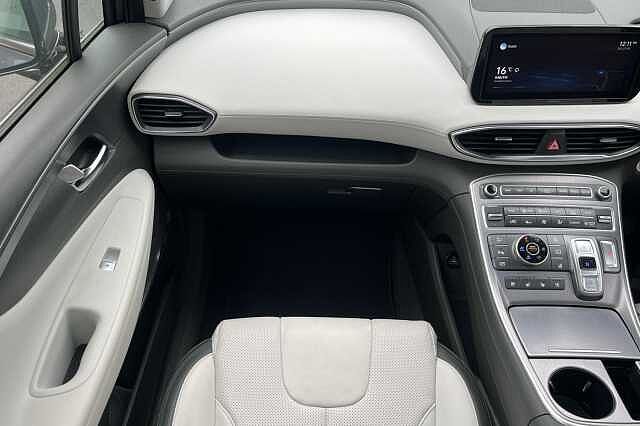Hyundai SANTA FE 1.6 T-GDi Plug-in Hybrid Ultimate 5dr 4WD Auto Grey