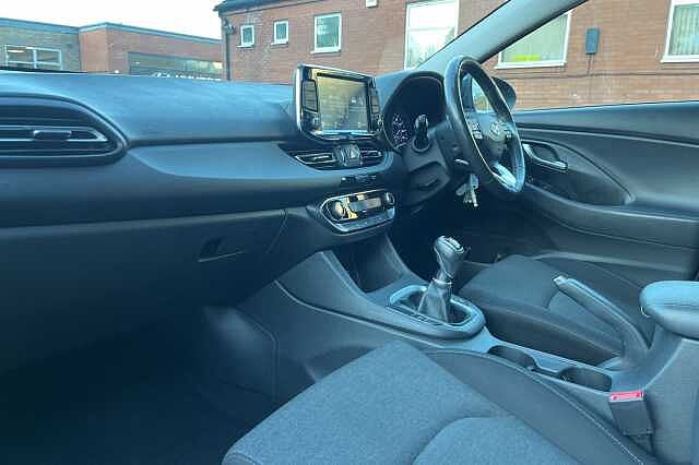 Hyundai i30 1.0 T-GDi SE Connect 5dr