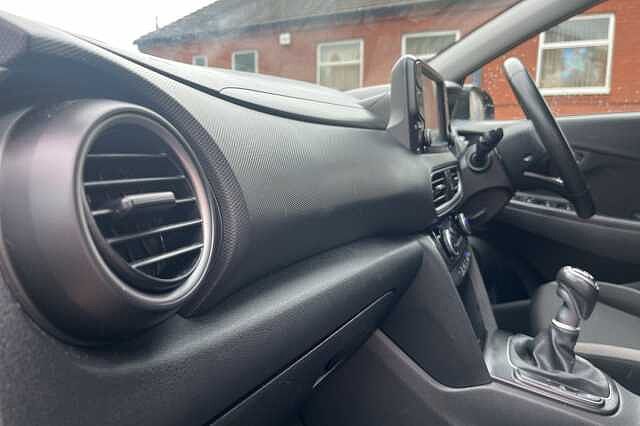 Hyundai KONA 1.0 T-GDi Blue Drive Premium 5dr