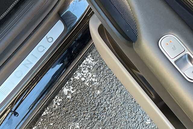 Hyundai IONIQ 6 First Edition 77kWh 4dr AWD Auto