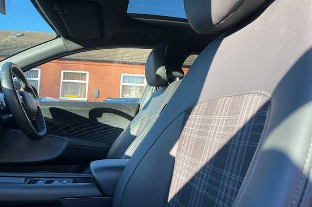 Hyundai IONIQ 6 First Edition 77kWh 4dr AWD Auto