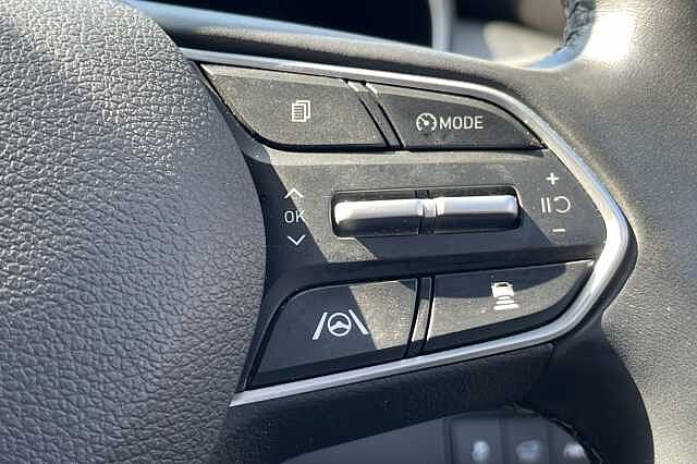 Hyundai SANTA FE 1.6 T-GDi Hybrid Premium 5dr 4WD Auto
